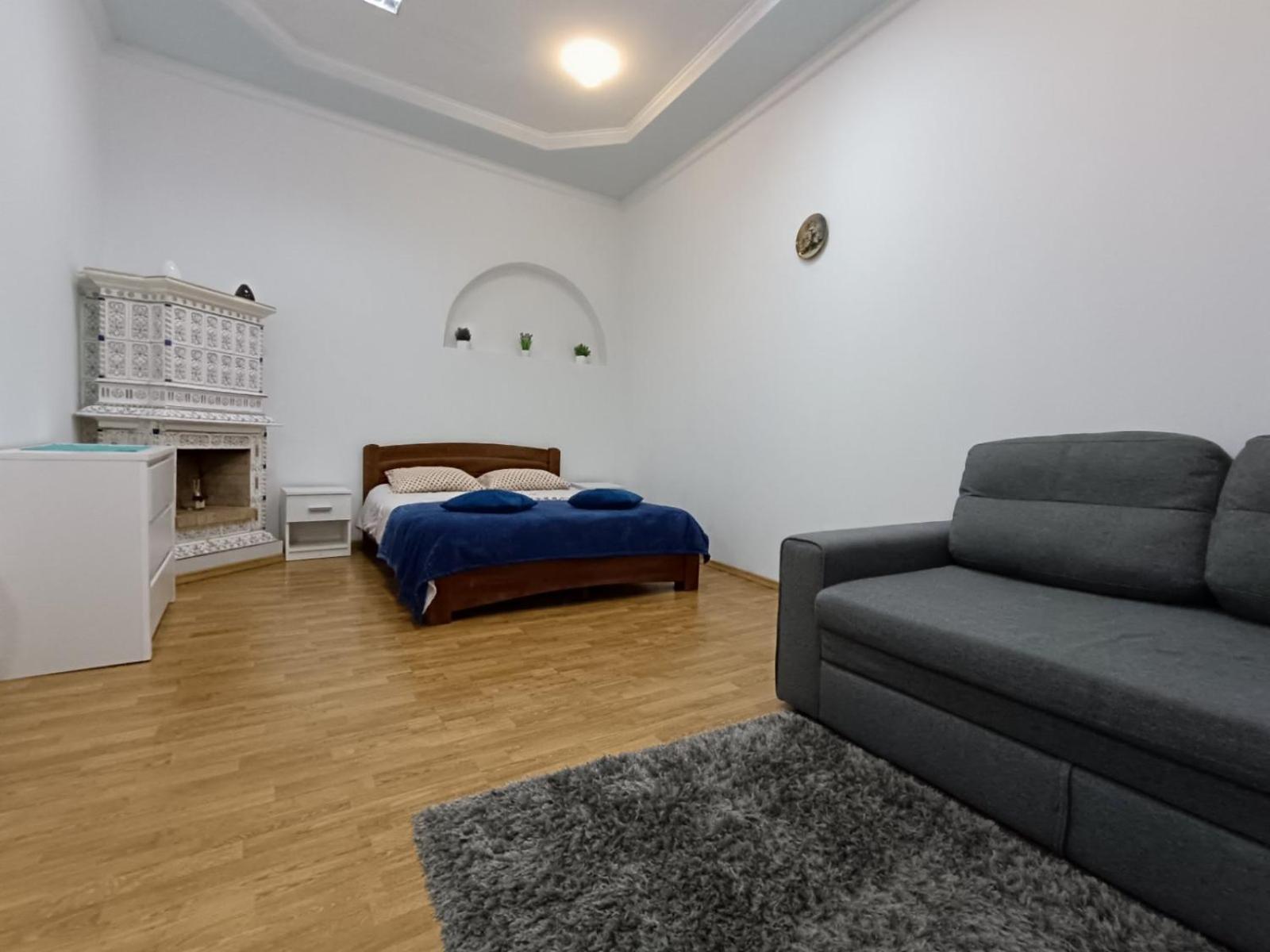 Apartments Anna Lviv Bagian luar foto